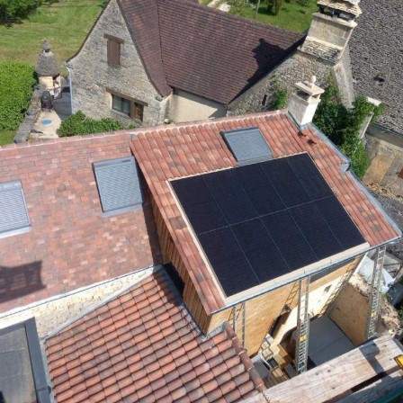 Installateur de panneaux photovoltaïques, Terrasson Lavilledieu<br>Installateur de panneaux solaires, Terrasson Lavilledieu<br>Spécialiste en installation de panneaux photovoltaïques, Terrasson-Lavilledieu